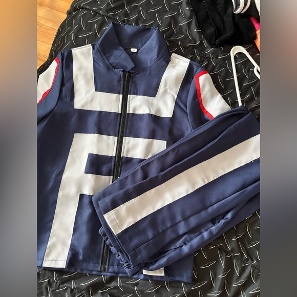 My Hero Academia cosplay - Picture 2 of 2